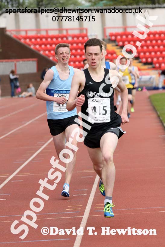 Mens under-17s 800 metres, North Eastern Track and Field Champs, Gateshead Stadium. Photo: David T. Hewitson/Sports for All Pics